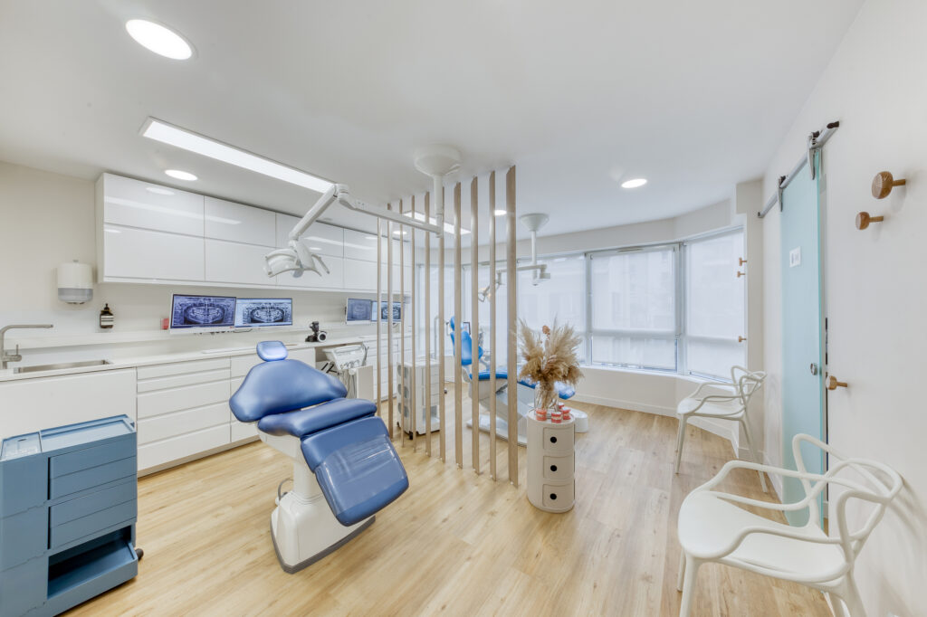 Cabinet Orthodontie Suresnes - Dr Nadia Kebaili - Chirurgien Dentiste - 48